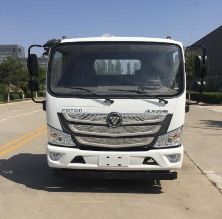 程力威牌CLW5120TQPB5型氣瓶運(yùn)輸車