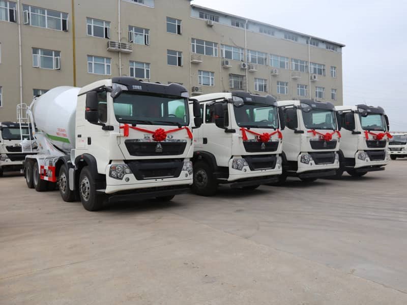 豪沃TX輕量化12方攪拌車現(xiàn)車直銷