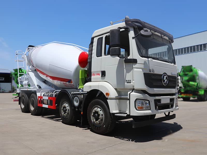 陜汽德龍10方輕量化水泥攪拌罐車