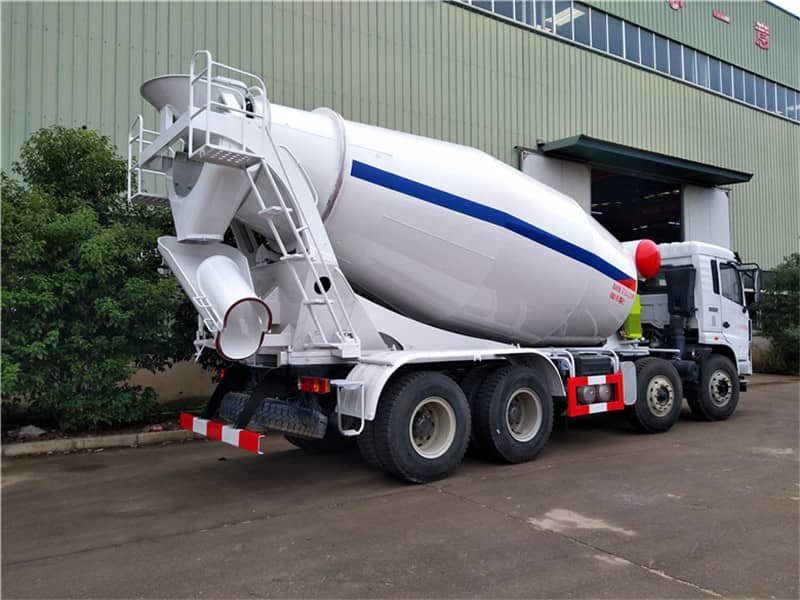 重汽豪曼12方輕量化攪拌車