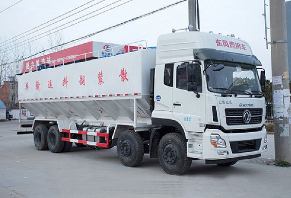 程力威牌CLW5180ZSLD6散裝飼料運(yùn)輸車