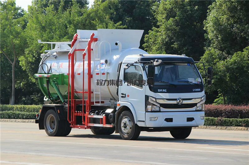 程力威牌CLW5120TCA6餐廚垃圾車