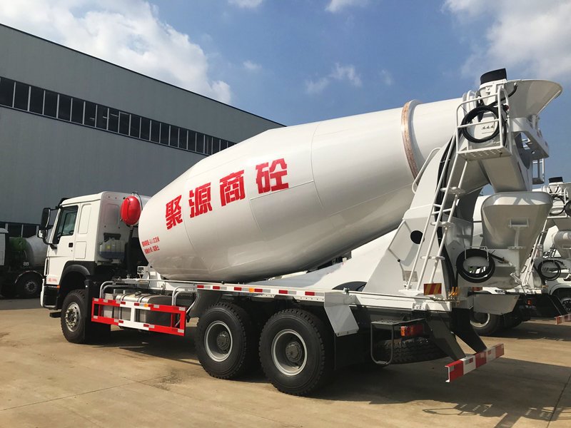 重汽380攪拌車抗造皮實動力強勁