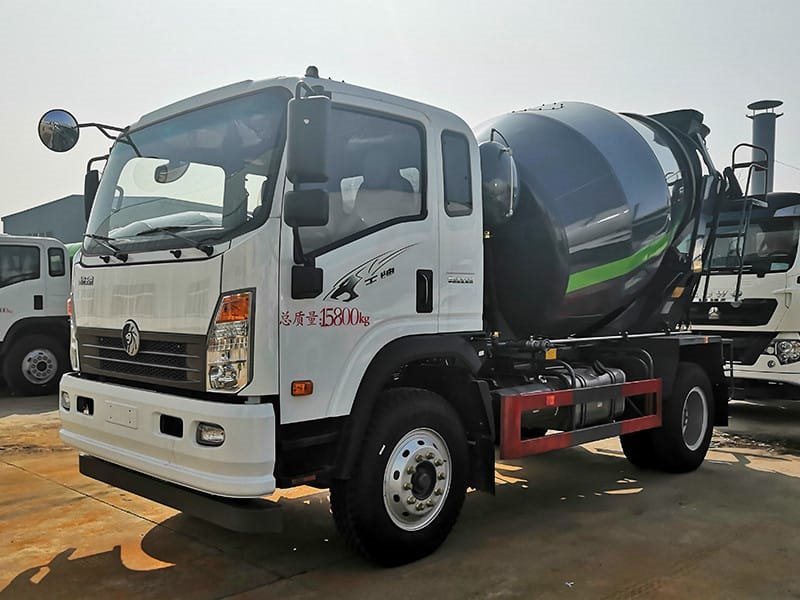 6方重汽王牌小型攪拌車(chē)價(jià)格優(yōu)惠力度