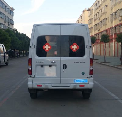 程力威牌CLW5040XJHSH6救護車