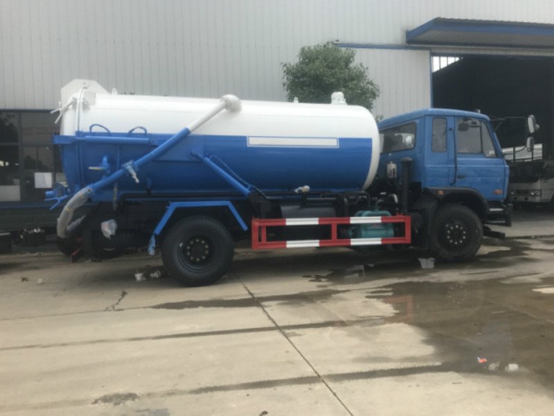 東風(fēng)10方真空吸污車怎么購買少花錢