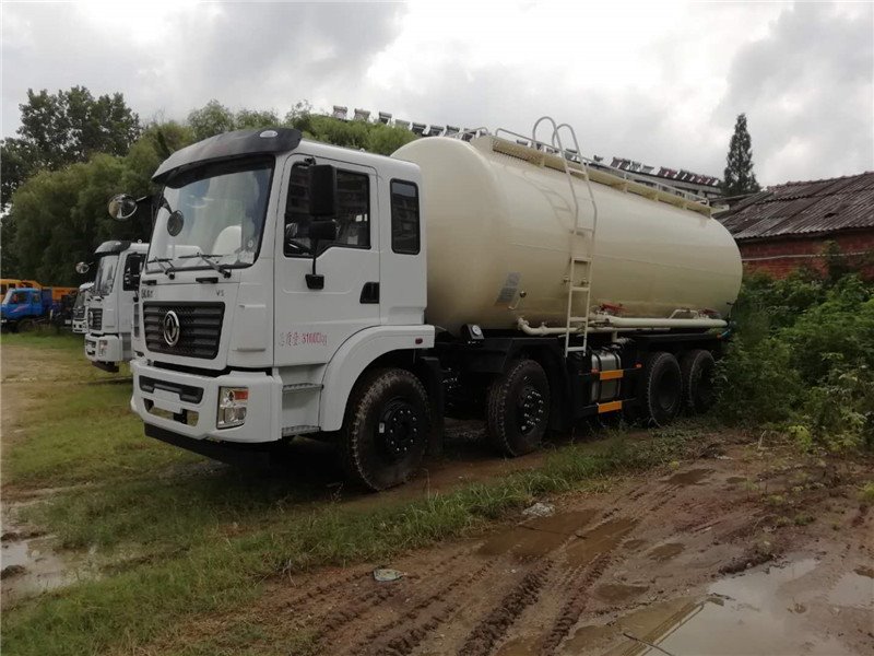東風(fēng)28.5立方輕量化前四后八干混砂漿車