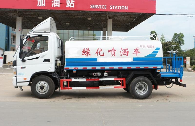 程力國六福田歐馬可灑水車
