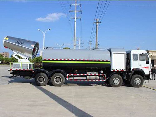 程力專汽重汽豪沃后雙橋多功能環(huán)衛(wèi)灑水車
