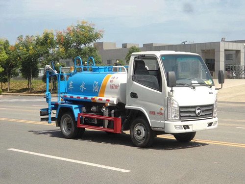 程力國六凱馬2方綠化噴霧灑水車價(jià)錢多少灑水車