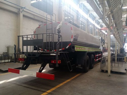 國六東風錦程17.8噸灑水車
