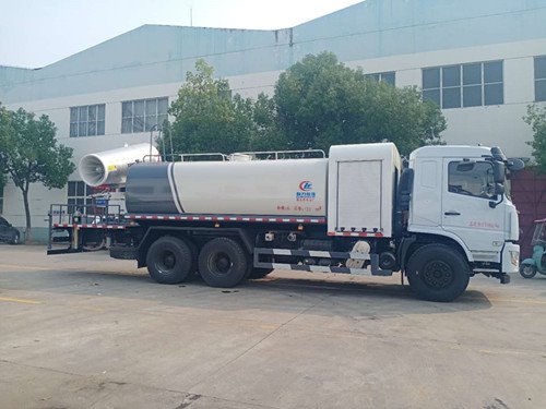 東風(fēng)專用底盤D3后雙橋原裝底盤噴霧灑水車