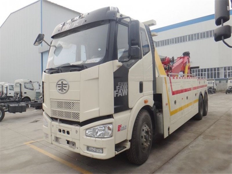 解放重型清障車買它很劃算