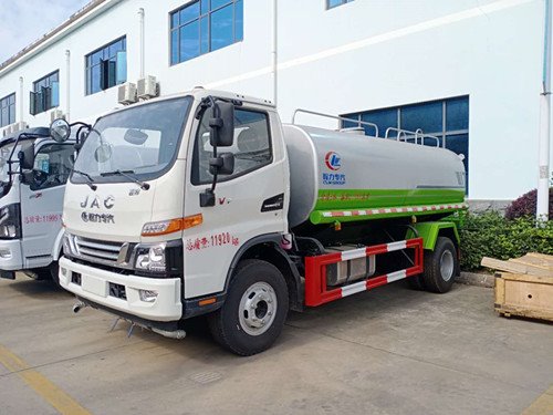 程力威國六江淮駿鈴軸距3845多功能噴霧灑水車