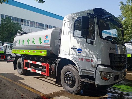 國六東風專底D3噴霧灑水車