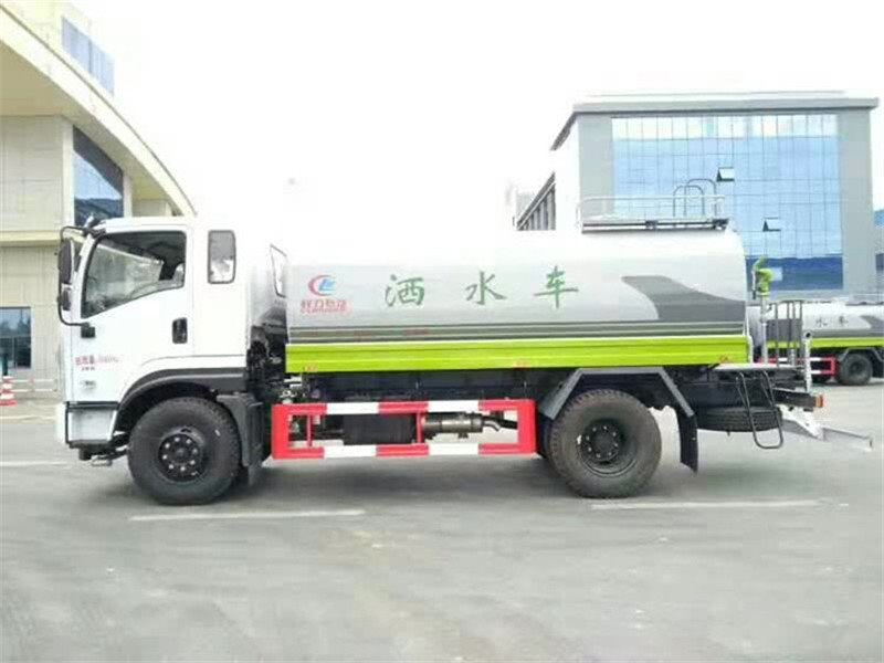 18噸東風(fēng)專(zhuān)底后雙橋國(guó)六灑水車(chē)全新升級(jí)