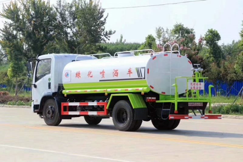 購買什么樣的灑水車合適
