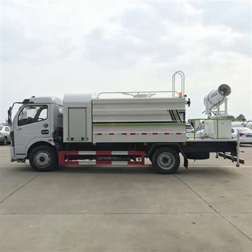 東風(fēng)凱特普系列新款駕駛室 3800mm軸距多功能抑塵車