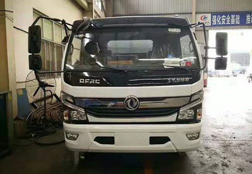 程力專汽東風(fēng)凱普特軸距3800mm多功能灑水車