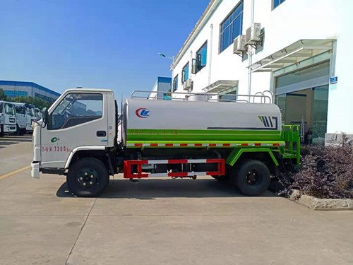 程力專汽國六藍牌江鈴順達多功能噴霧灑水車