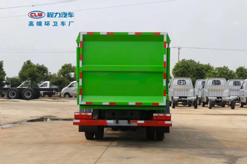 東風(fēng)多利卡D6掛桶壓縮垃圾車