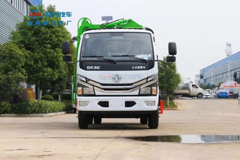 東風(fēng)多利卡D6掛桶壓縮垃圾車
