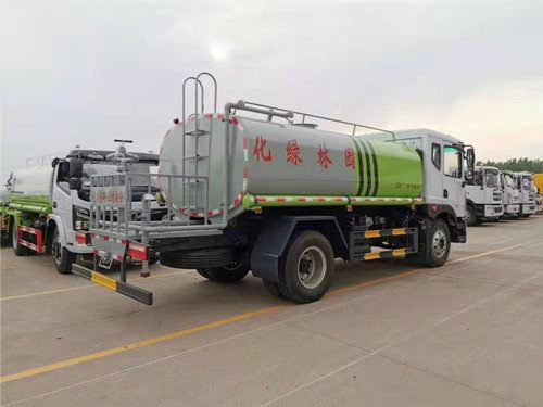東風(fēng)多利卡D9底盤YCS04200-60發(fā)動(dòng)機(jī)園林綠化灑水車