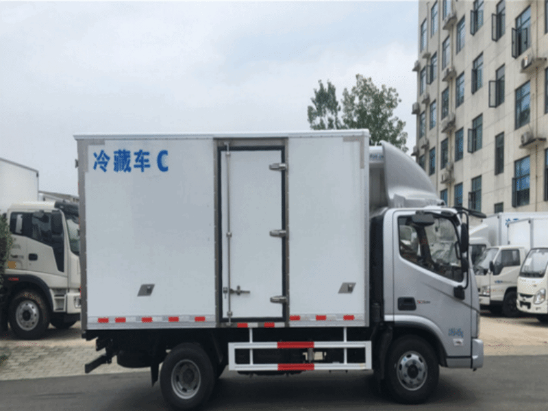 冷藏車靠譜廠家湖北程力現(xiàn)車出售