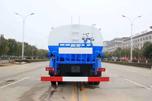 東風(fēng)專汽國六軸距3308多功能噴霧灑水車