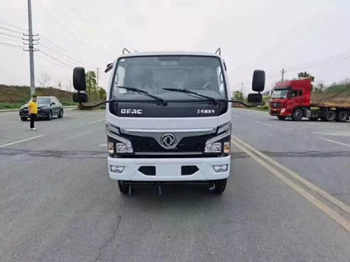 8噸東風(fēng)福瑞卡D7專用底盤抑塵車