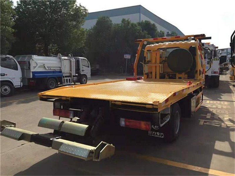 藍(lán)牌一拖二清障車多少錢