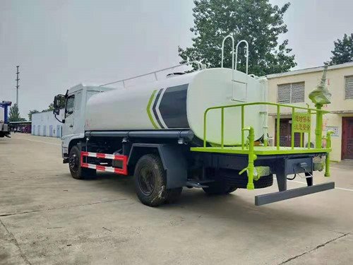 東風(fēng)系列D3多功能園林綠化灑水車