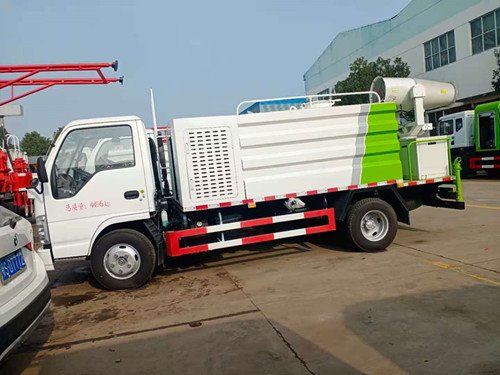 程力專汽國六五十鈴藍(lán)牌霧炮車軸距3308霧炮車