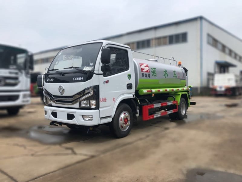 建筑工地降塵購(gòu)買什么樣的灑水車比較好