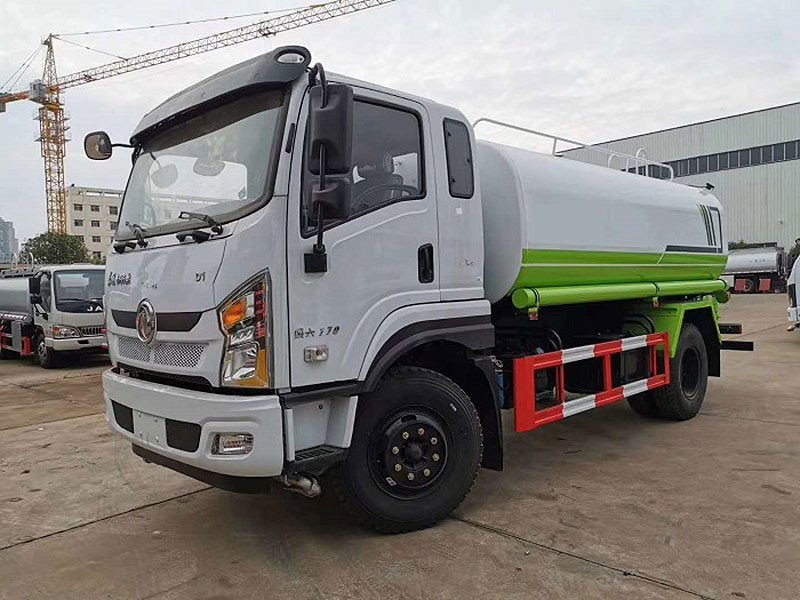 環(huán)衛(wèi)灑水車要怎么抽水呢