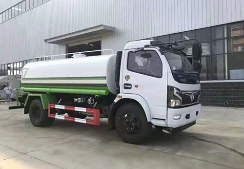 程力專汽東風凱普特藍牌環(huán)衛(wèi)綠化灑水車