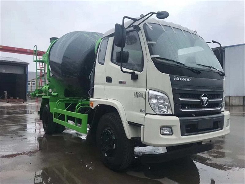 攪拌車廠家分享操作手冊(cè)