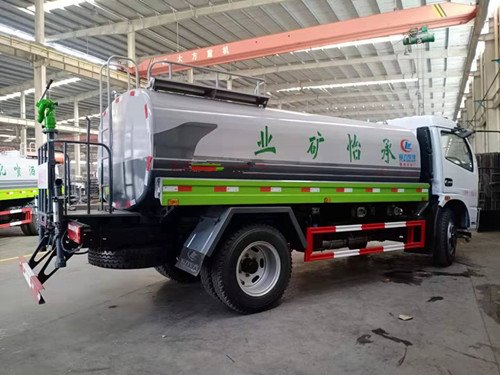 程力專汽東風福瑞卡多功能園林綠化灑水車