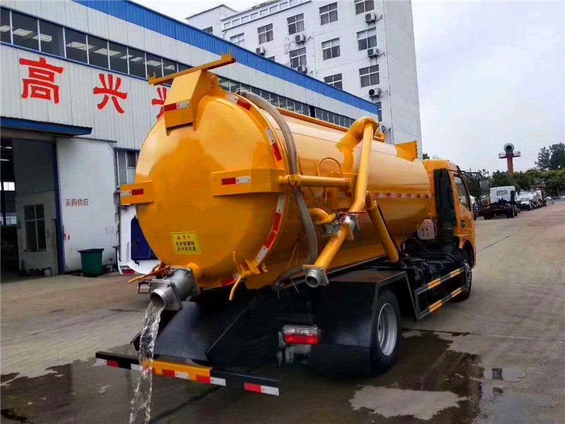 東風(fēng)凱普特8方國(guó)六吸污車(chē)超級(jí)大實(shí)惠