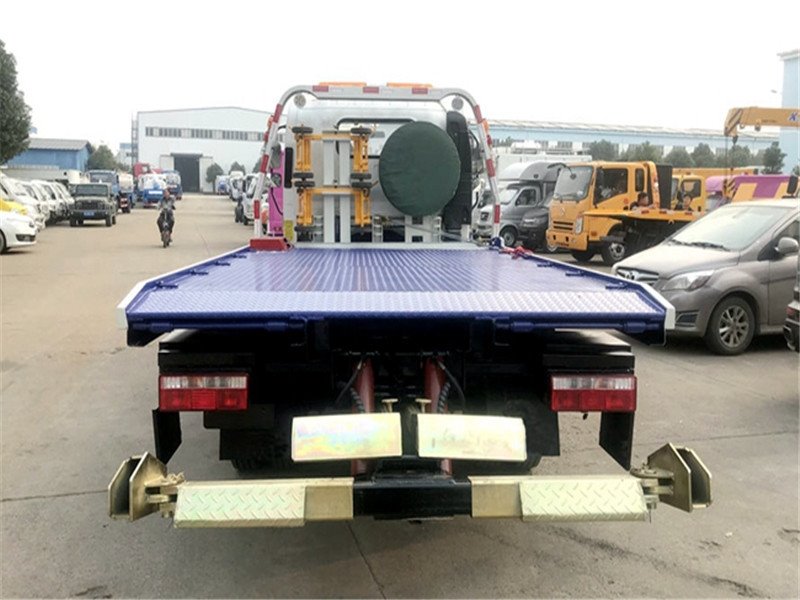 解放虎V藍(lán)牌一拖二清障車質(zhì)優(yōu)價(jià)廉