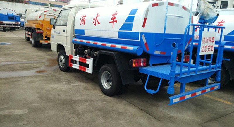 福田灑水車直銷廠家