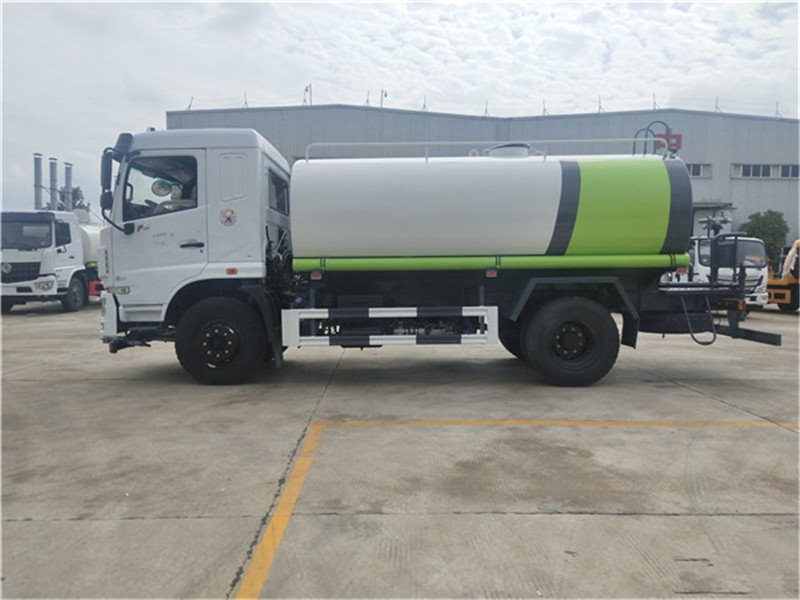國六東風(fēng)華神F5灑水車一車多功能