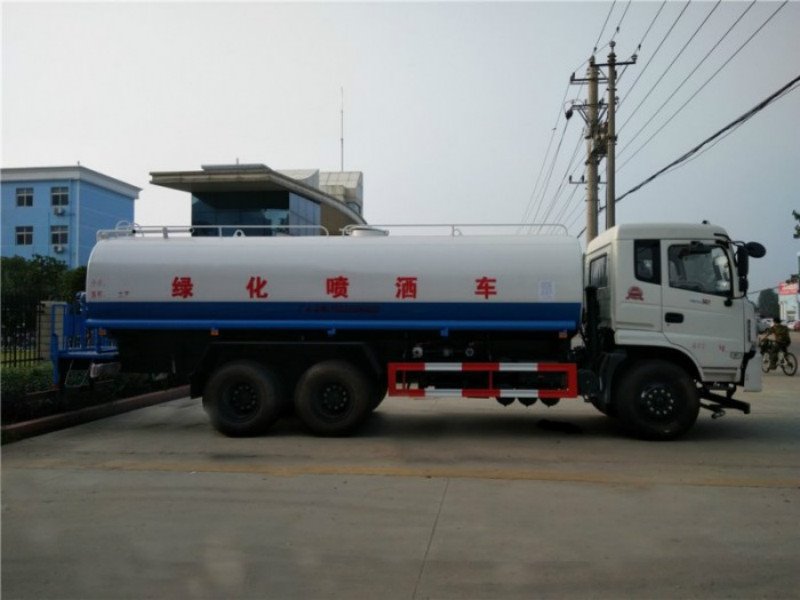 專業(yè)生產(chǎn)灑水車廠家地址