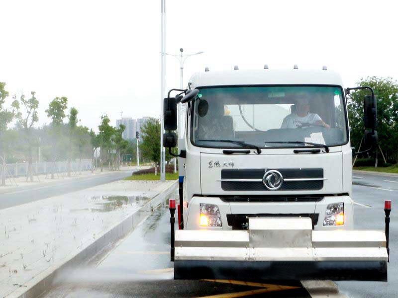 國六程力東風(fēng)天錦11方路面清洗車廠家直銷