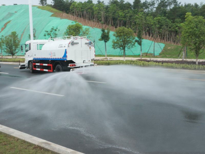 國六程力東風(fēng)天錦11方路面清洗車廠家直銷