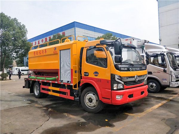 國(guó)六東風(fēng)凱普特10方清洗吸污車-一車兩用