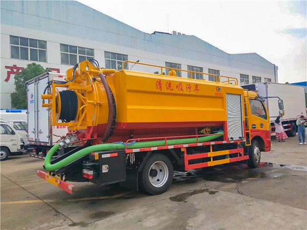 國(guó)六東風(fēng)凱普特10方清洗吸污車-一車兩用