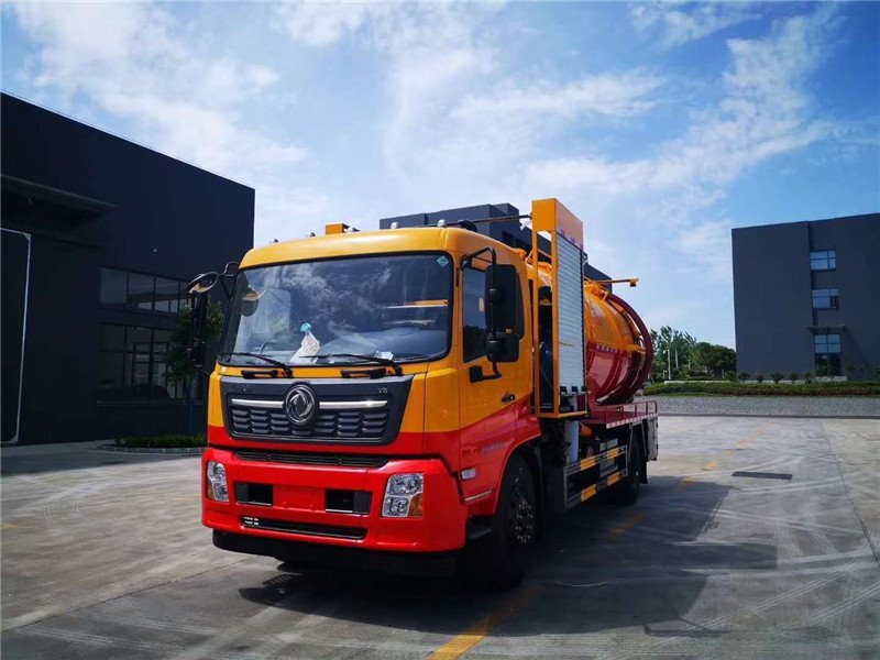 國六東風(fēng)天錦15方清洗吸污兩用車