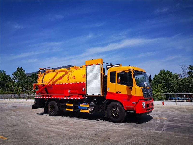 國六東風(fēng)天錦15方清洗吸污兩用車