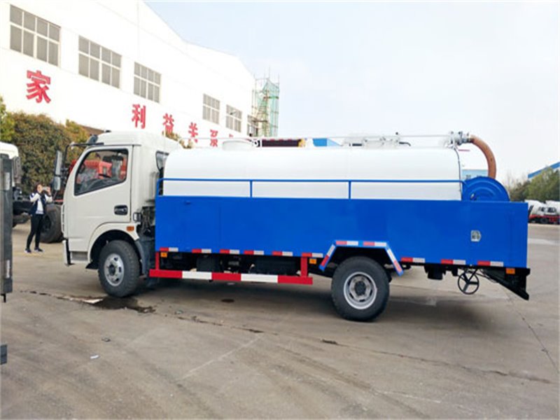 農(nóng)用機(jī)械吸糞車(chē)和一般吸糞車(chē)有什么不同